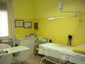 Attrezzature ambulatorio medico - dr. Massimo Morelli